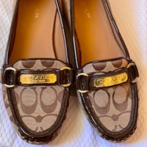 Coach logo loafer new size 6.5B